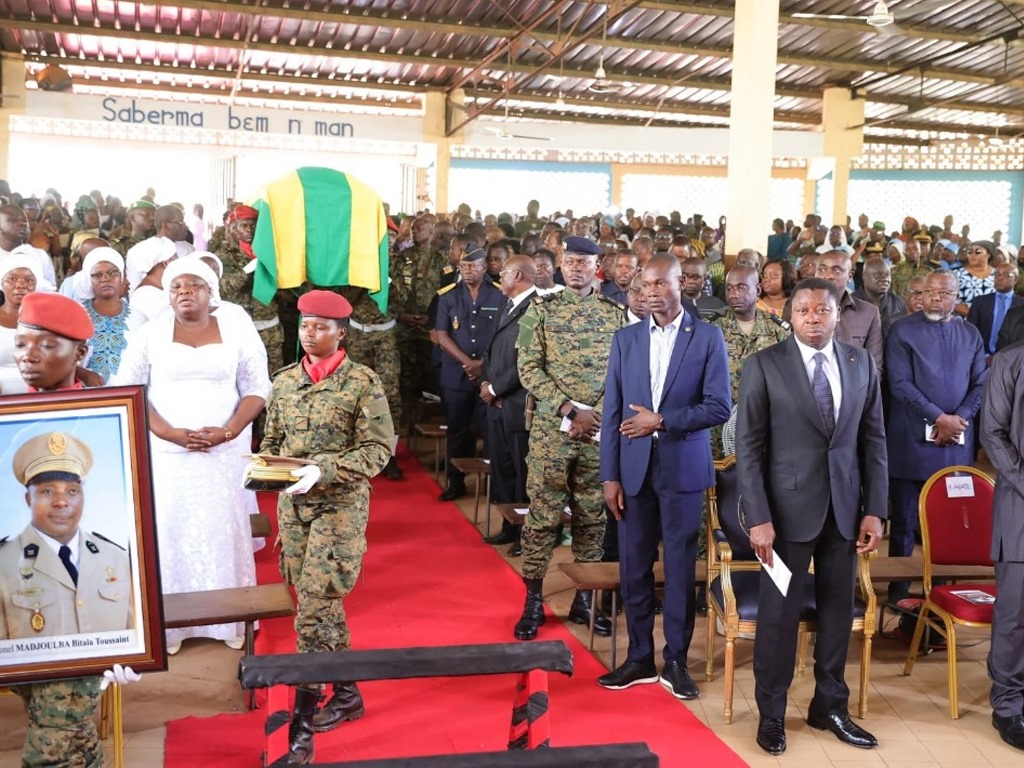 Togo : Le président Faure GNASSINGBE aux côtés de la famille MADJOUBA et des FAT