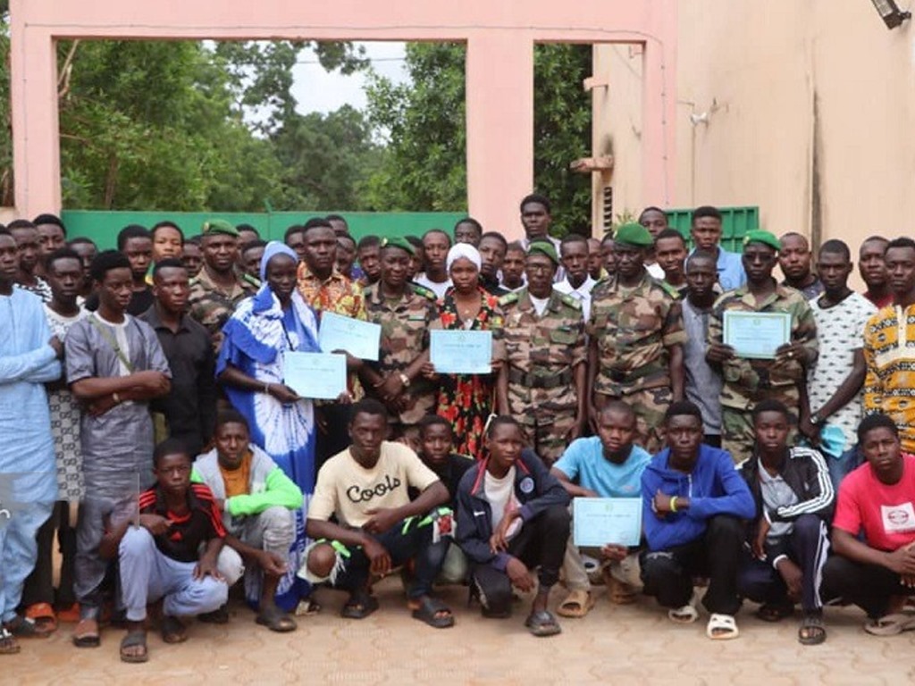 Mali/Solidarité : Des Enfants des soldats engagés pour la Nation, bénéficient d’un appui considérable